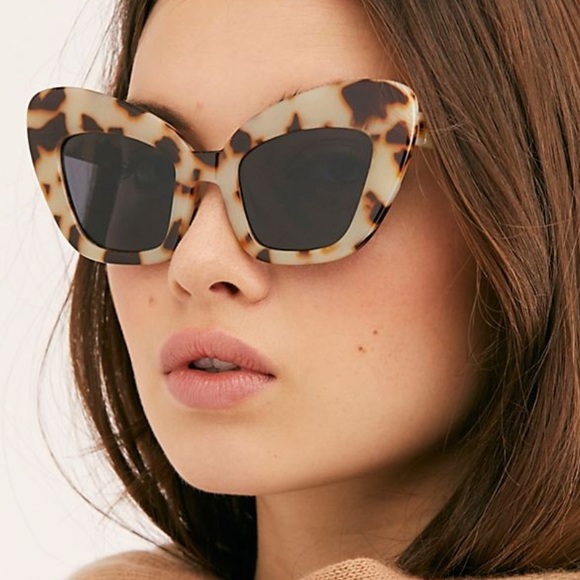 Tortoise Shell Cat Eye Sunglasses
